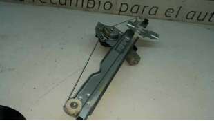 ELEVALUNAS DELANTERO DERECHO DACIA DUSTER 1.5 dCi D FAP (90 CV) DE 2013 - D.3525326 / 8200733828 2