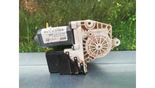 MOTOR ELEVALUNAS TRASERO DERECHO SEAT LEON 2.0 TDI (140 CV) DE 2006 - D.3530992 / 1K059704N