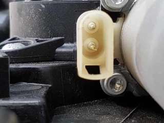 ELEVALUNAS DELANTERO IZQUIERDO FORD FIESTA 1.4 16V (80 CV) DE 2006 - D.3543519