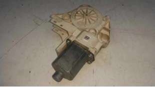MOTOR ELEVALUNAS DELANTERO DERECHO FORD FOCUS LIM. 1.8 TDCi Turbodiesel (116 CV) DE 2006 - D.3548903