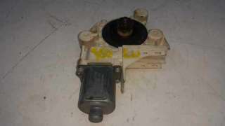 MOTOR ELEVALUNAS DELANTERO DERECHO FORD FOCUS LIM. 1.8 TDCi Turbodiesel (116 CV) DE 2006 - D.3548903