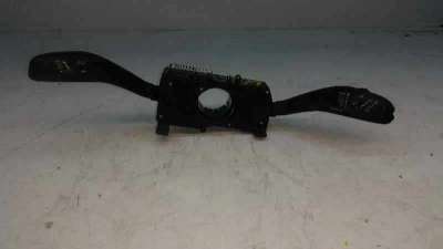 MANDO LUCES Y LIMPIA VOLKSWAGEN POLO 1.2 TDI (75 CV) DE 2012 - D.3582791 / 9278104