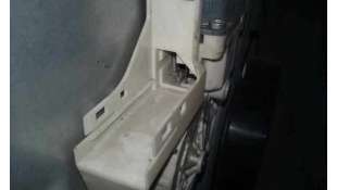 ELEVALUNAS DELANTERO IZQUIERDO FORD FOCUS LIM. 1.8 TDCi Turbodiesel (116 CV) DE 2008 - D.3588915 2