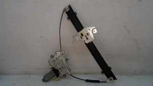 ELEVALUNAS DELANTERO DERECHO FORD FIESTA BERL./COURIER 1.8 D (58 CV) DE 1994 - D.3595251 2