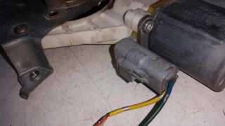 ELEVALUNAS DELANTERO DERECHO NISSAN MICRA 1.2 (80 CV) DE 2004 - D.3597973