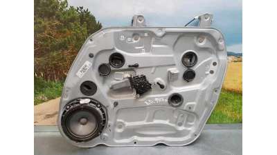 ELEVALUNAS DELANTERO DERECHO KIA CARENS 2.0 CRDi (140 CV) DE 2007 - D.3618407 / 824801D230