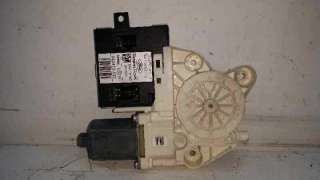 MOTOR ELEVALUNAS DELANTERO DERECHO FORD FOCUS TURNIER 2.0 TDCi (136 CV) DE 2008 - D.3622949