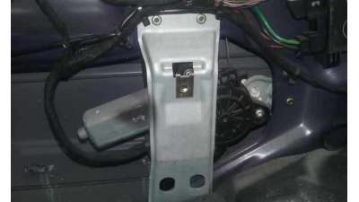 ELEVALUNAS TRASERO IZQUIERDO MERCEDES CLASE C  BERLINA 3.2 V6 18V (218 CV) DE 2002 - D.3626688