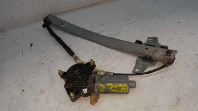ELEVALUNAS TRASERO DERECHO TOYOTA AVENSIS BERLINA 2.0 Turbodiesel (90 CV) DE 1999 - D.3629005