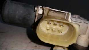 ELEVALUNAS DELANTERO IZQUIERDO BMW SERIE 3 BERLINA 2.0 Turbodiesel (143 CV) DE 2010 - D.3660583 / 51337140587 2