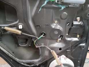 ELEVALUNAS TRASERO IZQUIERDO TOYOTA RAV 4 2.0 16V (150 CV) DE 2003 - D.3667649