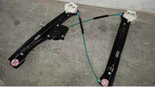 ELEVALUNAS DELANTERO IZQUIERDO BMW SERIE 1 LIM. 2.0 Turbodiesel (143 CV) DE 2012 - D.3706318 2