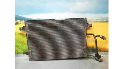 CONDENSADOR / RADIADOR AIRE ACONDICIONADO AUDI A4 BERLINA 1.9 TDI (90 CV) DE 1995 - D.3709733 / 8D0260401A