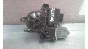 MOTOR ELEVALUNAS TRASERO IZQUIERDO VOLKSWAGEN GOLF VII LIM. 1.6 TDI DPF (105 CV) DE 2014 - D.3720210 / 5Q0959811A