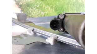 ELEVALUNAS DELANTERO DERECHO DACIA SANDERO 1.5 dCi D (68 CV) DE 2009 - D.3726982 2