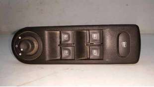 MANDO ELEVALUNAS DELANTERO IZQUIERDO  RENAULT CAPTUR 1.5 DCI (11.02) DE 2014 - D.3731203