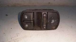 MANDO ELEVALUNAS DELANTERO IZQUIERDO  OPEL CORSA D 1.4 16V (101 CV) DE 2014 - D.3731379