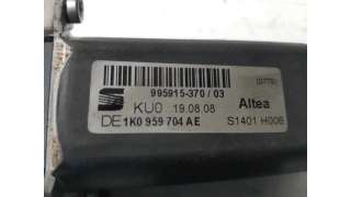 ELEVALUNAS TRASERO DERECHO SEAT TOLEDO 1.6 (102 CV) DE 2009 - D.3750596 / 1K0959704AE