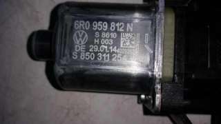 MOTOR ELEVALUNAS TRASERO DERECHO VOLKSWAGEN POLO 1.2 12V (69 CV) DE 2015 - D.3762842 / S850311254