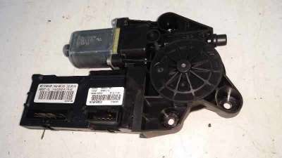 MOTOR ELEVALUNAS DELANTERO IZQUIERDO RENAULT MEGANE III BERLINA 5 P 1.6 16V (110 CV) DE 2009 - D.3777934 / 966367102