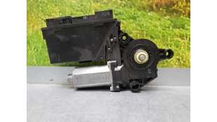 MOTOR ELEVALUNAS TRASERO IZQUIERDO SEAT EXEO BERLINA 2.0 TDI (143 CV) DE 2011 - D.3791162 / 8E0959801E 2