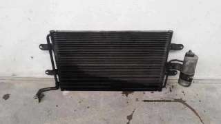 CONDENSADOR / RADIADOR AIRE ACONDICIONADO VOLKSWAGEN GOLF IV BERLINA 1.6 16V (105 CV) DE 2000 - D.3798908