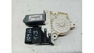 MOTOR ELEVALUNAS TRASERO IZQUIERDO VOLKSWAGEN GOLF V BERLINA 1.6 (102 CV) DE 2005 - D.3828957 / 1K0959703F