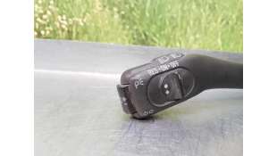 MANDO INTERMITENTES SEAT ALHAMBRA 1.9 TDI (116 CV) DE 2001 - D.3831948 / 8L0953513J 2