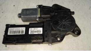 MOTOR ELEVALUNAS DELANTERO IZQUIERDO RENAULT MEGANE III BERLINA 5 P 1.5 dCi D FAP (95 CV) DE 2015 - D.3836967 / 966367200