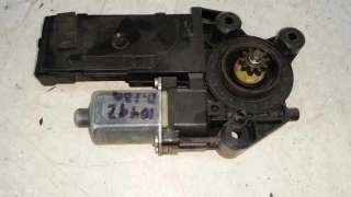 MOTOR ELEVALUNAS DELANTERO IZQUIERDO RENAULT MEGANE III BERLINA 5 P 1.5 dCi D FAP (95 CV) DE 2015 - D.3836967 / 966367200