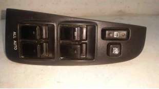 MANDO ELEVALUNAS DELANTERO IZQUIERDO  TOYOTA AVENSIS BERLINA 2.0 16V (147 CV) DE 2004 - D.3842921 / 37168A57C04