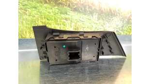 MANDO ELEVALUNAS DELANTERO IZQUIERDO  OPEL ASTRA J LIM. 1.7 16V CDTI (110 CV) DE 2010 - D.3851177 2