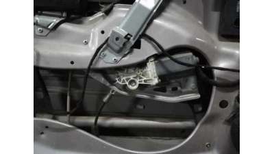 ELEVALUNAS DELANTERO IZQUIERDO MERCEDES CLASE C  BERLINA 2.2 CDI (143 CV) DE 2002 - D.3859893