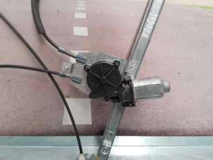 ELEVALUNAS DELANTERO DERECHO RENAULT LAGUNA II 1.9 dCi D (120 CV) DE 2002 - D.3874672 2