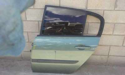 PUERTA TRASERA IZQUIERDA RENAULT MEGANE II CLASSIC BERLINA 1.9 dCi D (120 CV) DE 2003 - D.3876255 / 7751475033