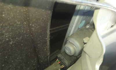 ELEVALUNAS TRASERO IZQUIERDO RENAULT MEGANE II CLASSIC BERLINA 1.9 dCi D (120 CV) DE 2003 - D.3876294 / 8201010924