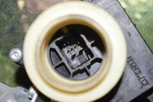 ELEVALUNAS DELANTERO IZQUIERDO TOYOTA YARIS 1.3 (87 CV) DE 2007 - D.3902996 / 983722102 2