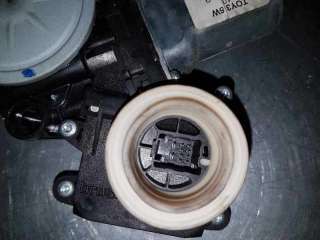 ELEVALUNAS DELANTERO IZQUIERDO TOYOTA YARIS 1.4 Turbodiesel (90 CV) DE 2006 - D.3905308 / 857200D110B