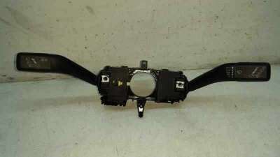 MANDO LUCES Y LIMPIA SEAT MII 1.0 (60 CV) DE 2015 - D.3906623 / 1012113600