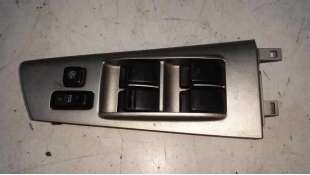 MANDO ELEVALUNAS DELANTERO IZQUIERDO  TOYOTA COROLLA 2.0 D-CAT (116 CV) DE 2003 - D.3913184 / 37073A211C03