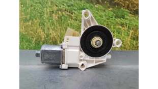 MOTOR ELEVALUNAS TRASERO IZQUIERDO MERCEDES CLASE C  BERLINA 2.2 CDI (170 CV) DE 2007 - D.3915060 / A2048200642 2