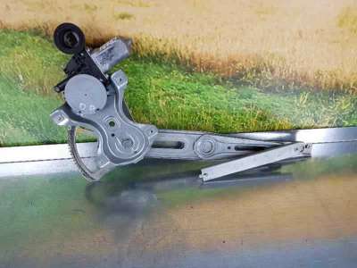 ELEVALUNAS DELANTERO DERECHO TOYOTA YARIS 1.3 (87 CV) DE 2007 - D.3921899