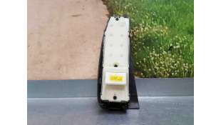 MANDO ELEVALUNAS DELANTERO IZQUIERDO  TOYOTA AVENSIS BERLINA 1.8 16V (129 CV) DE 2008 - D.3927946 / 8480205210B0 2