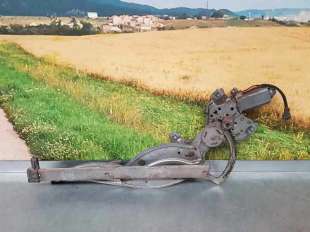 ELEVALUNAS DELANTERO DERECHO VOLKSWAGEN PASSAT BERLINA 2.0 (116 CV) DE 1992 - D.3930953 2