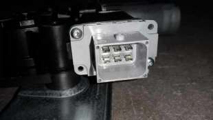 ELEVALUNAS DELANTERO IZQUIERDO OPEL CORSA E 1.4 (90 CV) DE 2016 - D.3961061 2