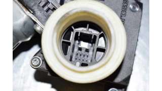 ELEVALUNAS DELANTERO DERECHO TOYOTA AURIS 1.4 Turbodiesel (90 CV) DE 2010 - D.3961531 / 8570102010