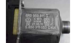 MOTOR ELEVALUNAS TRASERO IZQUIERDO VOLKSWAGEN POLO 1.2 TDI (75 CV) DE 2011 - D.3971108 / 6R0959811G