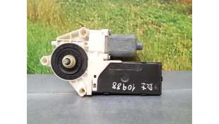 MOTOR ELEVALUNAS DELANTERO DERECHO RENAULT LAGUNA III 2.0 dCi D (150 CV) DE 2007 - D.3986791 / 807300002R 2