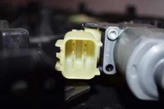 ELEVALUNAS DELANTERO DERECHO FORD FIESTA 1.25 16V (82 CV) DE 2013 - D.3994212 / C1BBA04BH