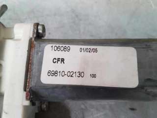 ELEVALUNAS DELANTERO DERECHO TOYOTA COROLLA FAMILIAR 1.4 Turbodiesel (90 CV) DE 2005 - D.3994567 / 6981002130